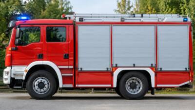 Feuerwehren löschen Müllbrand bei Lkw in Micheldorf