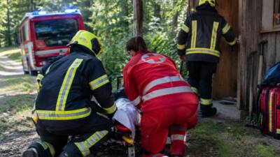 Forstunfall in Schützenkasten: Person am Bein verletzt