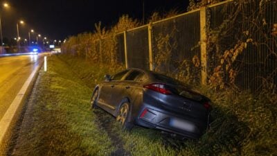 Lenkerin auf A1 bei Eberstalzell schwer verletzt