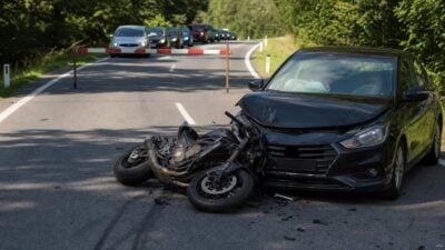 Motorradfahrer bei Frontalzusammenstoß in St. Aegyd verletzt