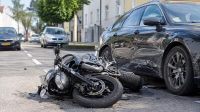Motorradfahrerin bei Pkw-Kollision in Eggersdorf bei Graz schwer verletzt
