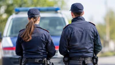 Motorradlenker verletzt sich bei Unfall in Ottenschlag