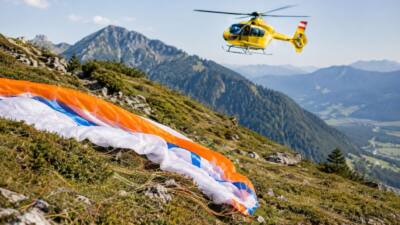 Paragleiter stürzt bei Werfenweng ab, Pilot schwer verletzt