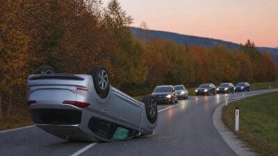 Pkw überschlägt sich auf B317 bei Kappel am Krappfeld