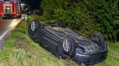 Pkw überschlägt sich bei Schüttbach – 23-Jähriger leicht verletzt