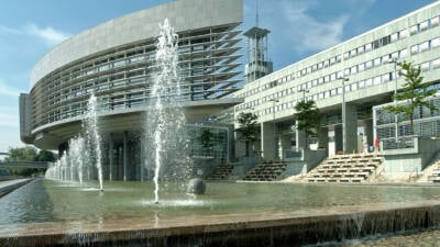 NÖ-Landtag debattiert über mögliche Schließungen von elf Notarztstützpunkten