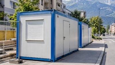 Unbekannte stehlen Elektrogeräte aus Baustellencontainer in Innsbruck-Dreiheiligen