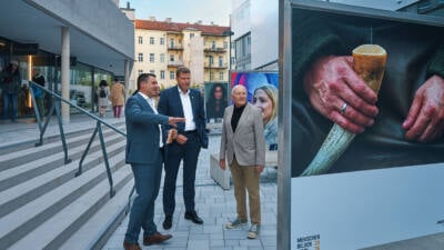 „Menschenbilder Tirol 2026“ eröffnet am RAIQA in Innsbruck