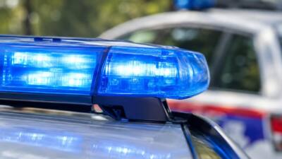 Weißer Pkw touchiert E-Bikerin in Hohenems und fährt weiter