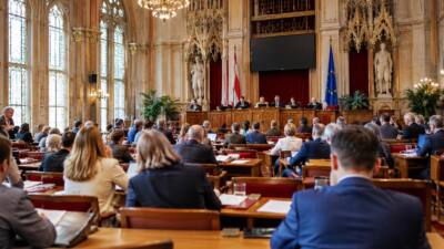 Wiener Gemeinderat berät über Bildung und Frauenservice