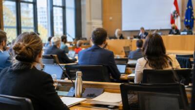 Wiener Gemeinderat billigt VHS-Berichte und Abfallanlagenplanung