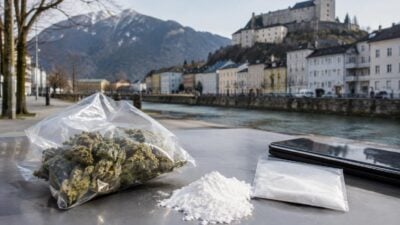 Zwei Männer in Kufstein wegen Suchtgifthandels festgenommen