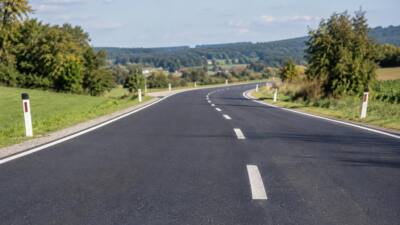 B 55 in Krumbach und Thomasberg auf rund 720 Metern saniert