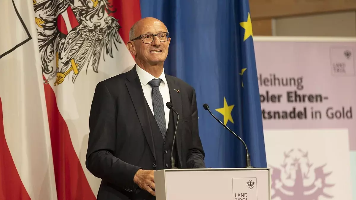 75 Ehrenamtliche erhalten Tiroler Ehrenamtsnadeln in Außervillgraten