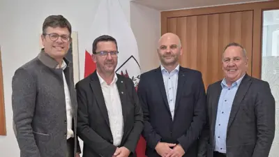 Meixner wird Bürgermeister in Stans, Leo Vize in Fügenberg