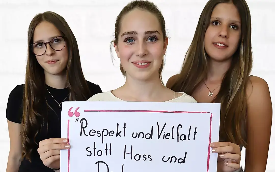 Klassen ab der fünften Schulstufe können sich für #nohate anmelden
