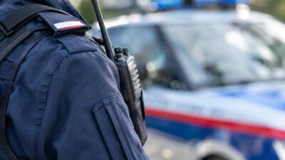 E-Motorrad-Lenker stürzt in Salzburg nach verweigertem Stopp