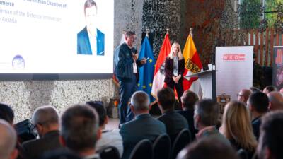 Hackathon-Teams entwickeln in Klagenfurt Drohnen- und Schutztechnik