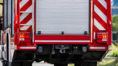 Feuerwehr findet Rauch im Keller der Volksschule Schwarzach
