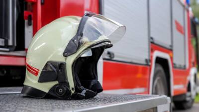 Feuerwehr Götzens befreit Kleinkind aus einem Aluminiumdeckel