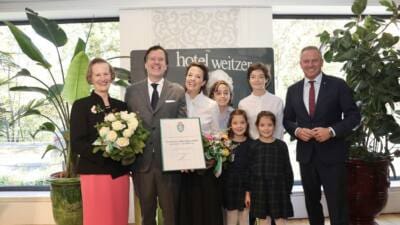 Steirisches Landeswappen geht an Hotel Das Weitzer in Graz