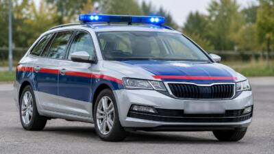 Lenkerin fährt nach Streifung auf B95 in Feldkirchen weiter
