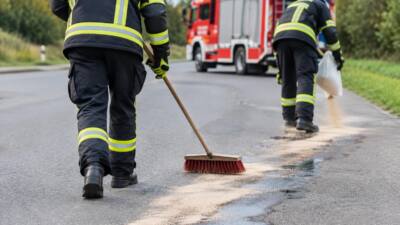 Motorräder kollidieren im Weißenbachtal, Fahrer bleiben unverletzt