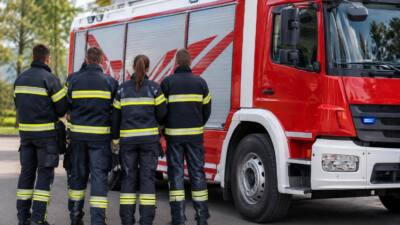Pkw landet auf der Matznerstraße im Straßengraben