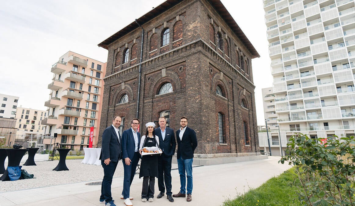 Bäckerei-Café soll im Wasserturm der Freien Mitte eröffnen