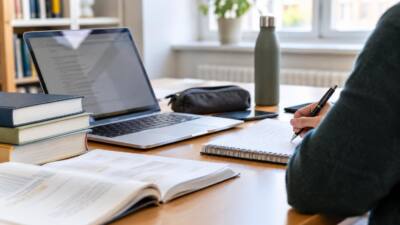 waff hebt Einkommensgrenze für Weiterbildung in Wien auf 2.800 Euro