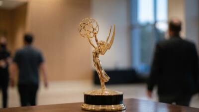 Widow’s Bay gewinnt 14 Emmys bei der Primetime-Verleihung